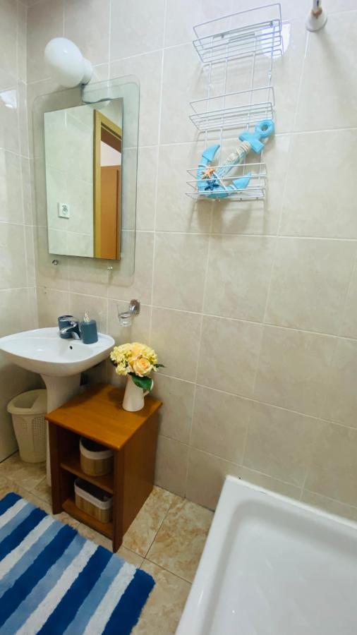 Miomir Perazic Apartments Петровац Экстерьер фото