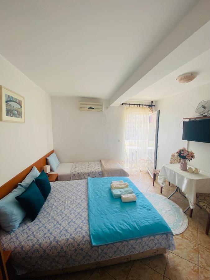 Miomir Perazic Apartments Петровац Экстерьер фото