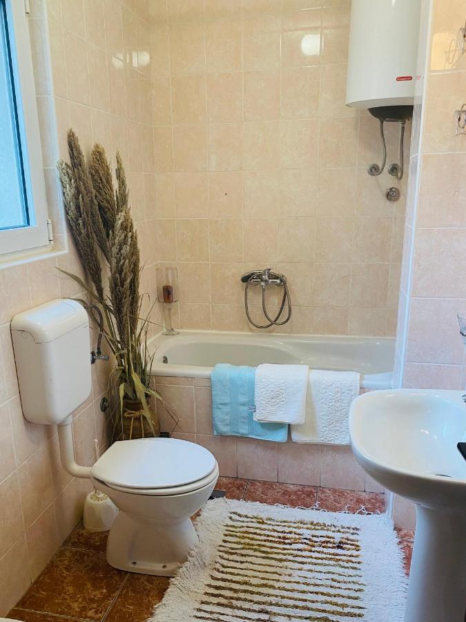 Miomir Perazic Apartments Петровац Экстерьер фото